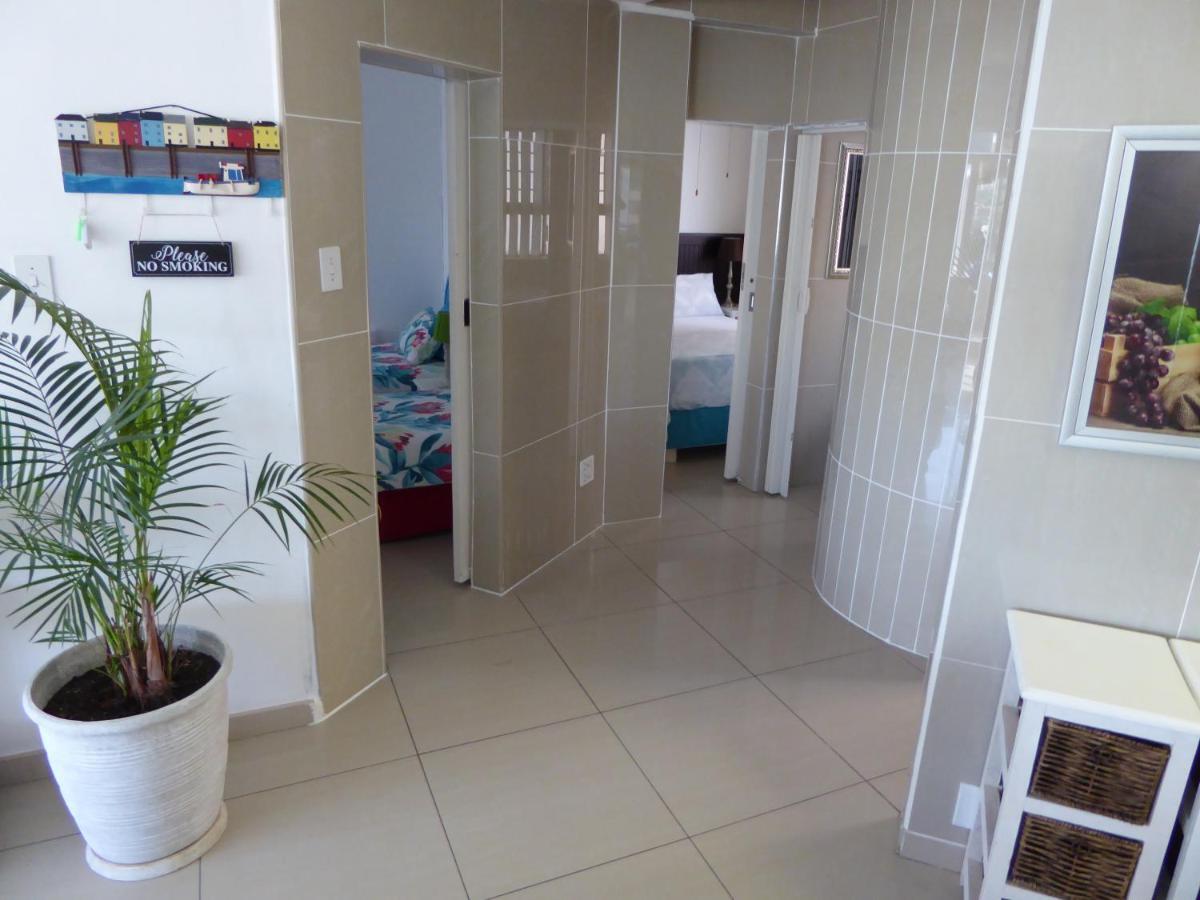 Seaview Apartment Amanzimtoti Dış mekan fotoğraf